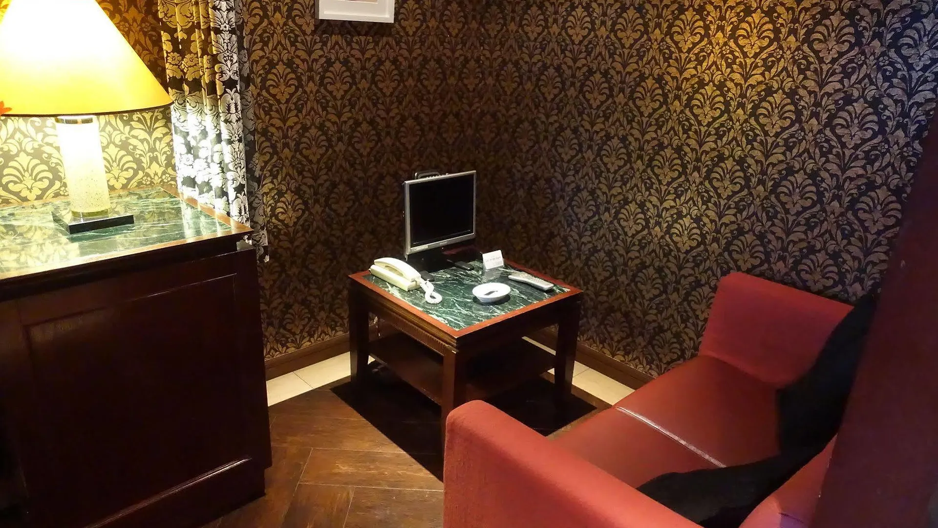 Hotel Salle De Bain (Adults Only) Osaka Yetişkin Oteli